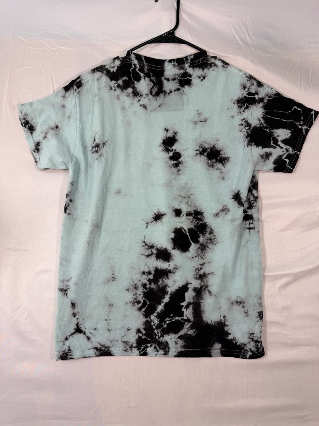 Def Leppard Animal Graphic T-Shirt Size S/M Black Light Blue Tie Dye 4