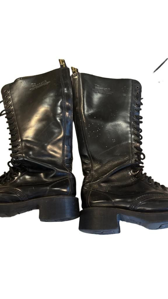 1900’s Dr. Martens 1420 20-Eye Knee High Boots Black Leather Vintage Made In England no size # 8