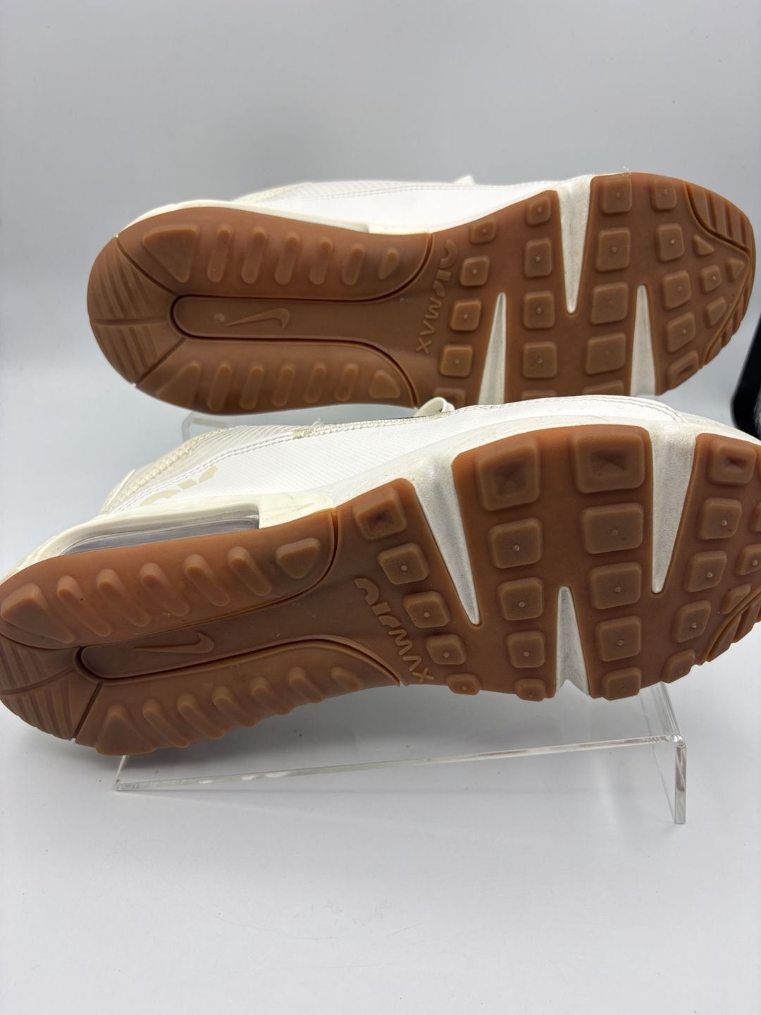 Nike Air Max 2090 Size 8.5 Summit White Fossil Gum CW8610-100 6
