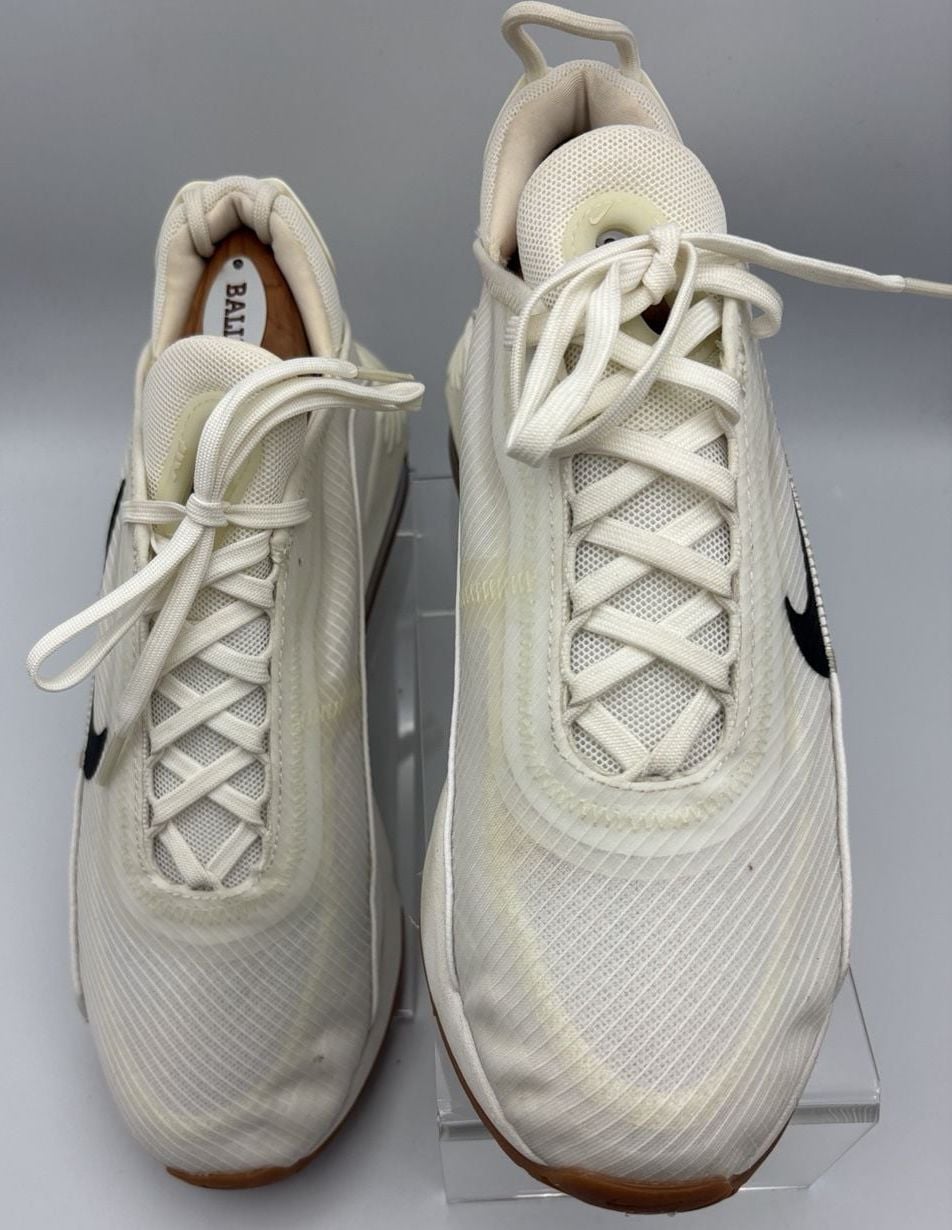 Nike Air Max 2090 Size 8.5 Summit White Fossil Gum CW8610-100 4