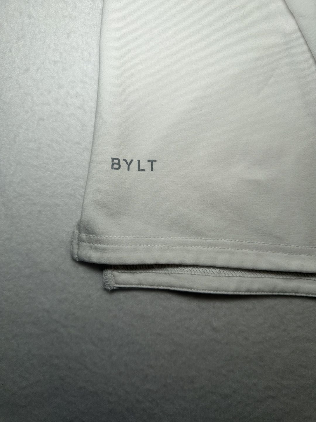 BYLT Premium Basics Men’s L White Long Sleeve Crewneck Split Hem Athletic Casual 7