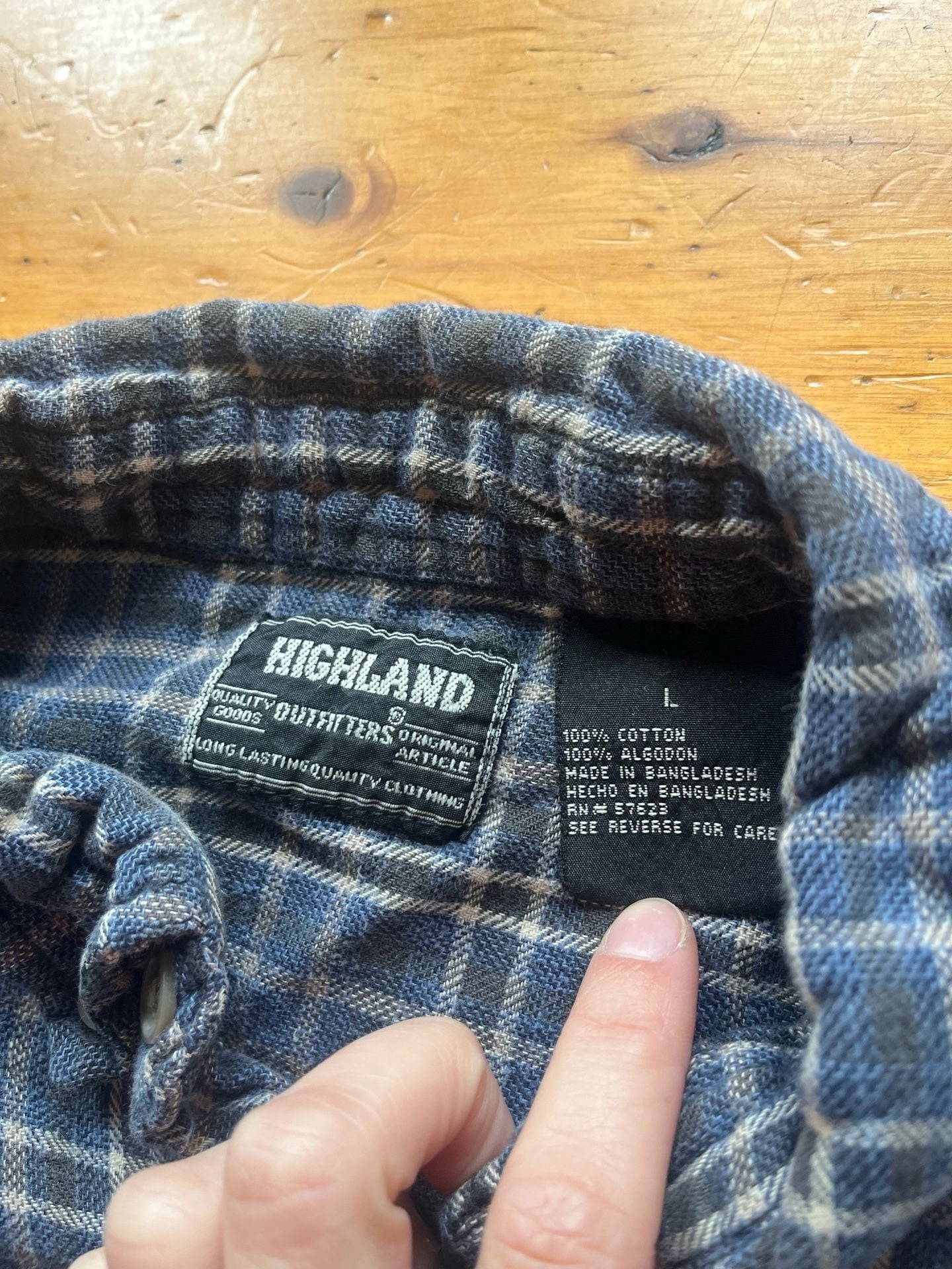 Highland Outfitters Flannel Shirt Size L Blue Plaid Cotton Gorpcore 4