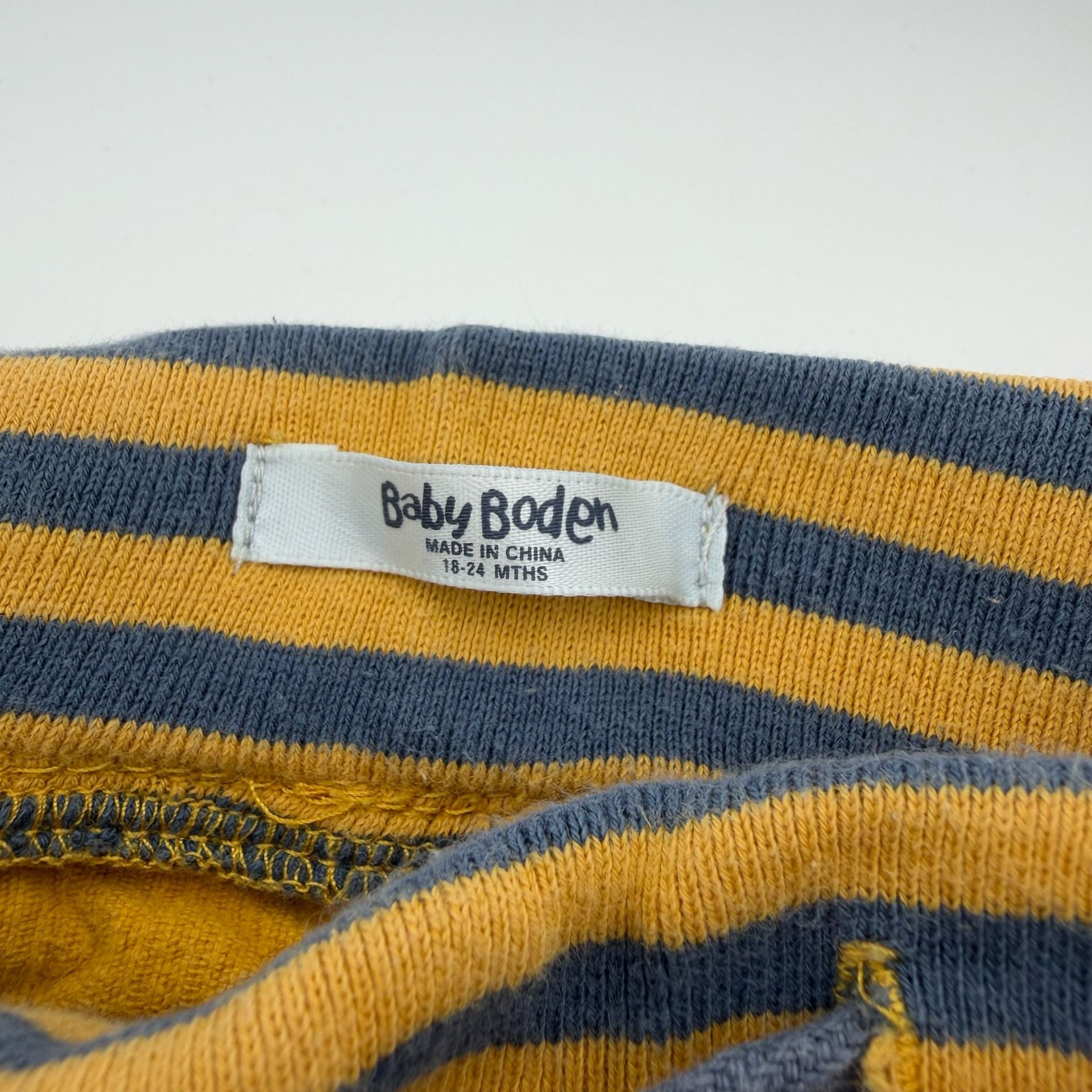 Baby Boden Yellow Corduroy Star Pants 18-24 Mths 4
