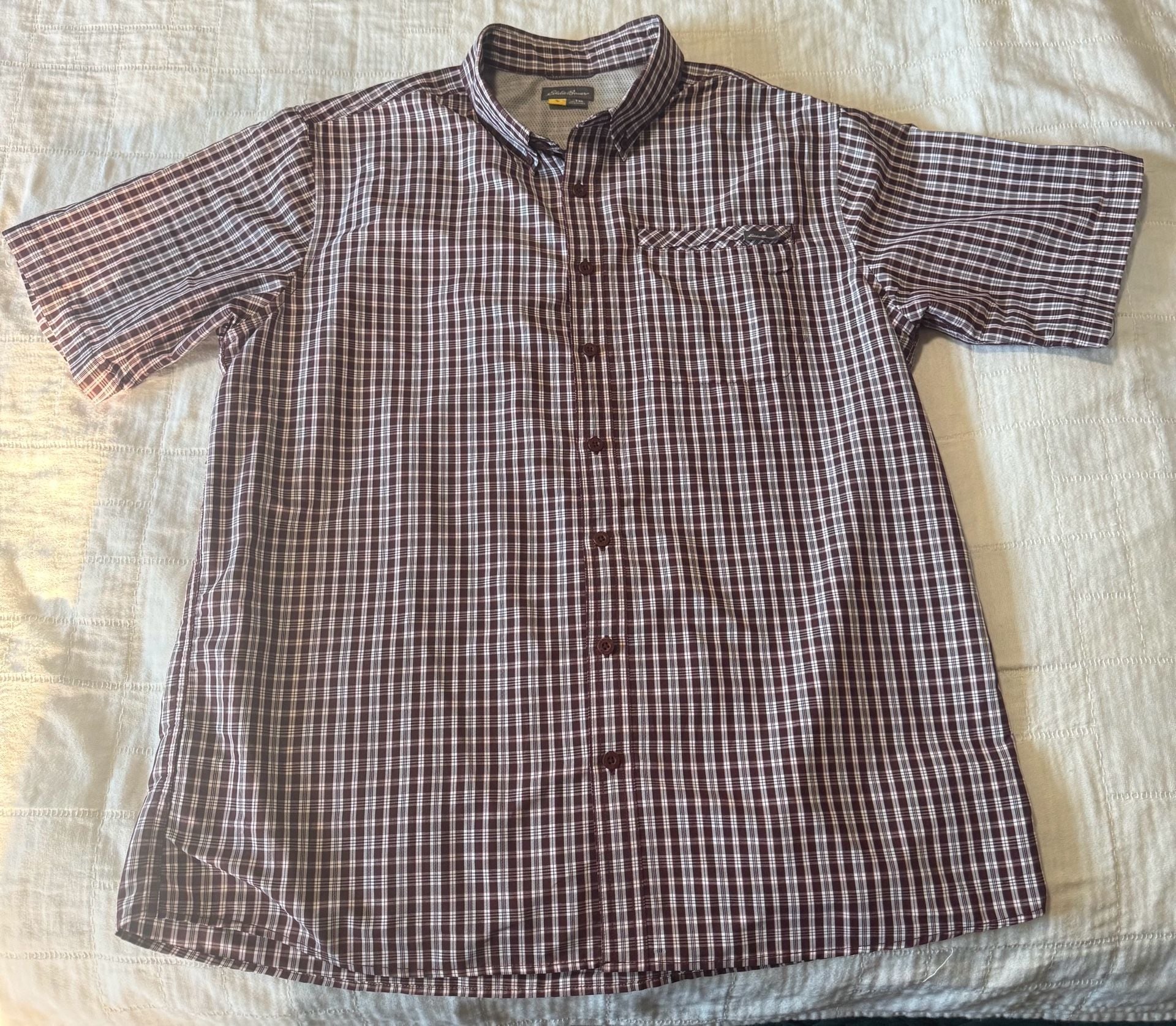 Eddie Bauer Plaid Short Sleeve Shirt Men's TXL Burgundy 8