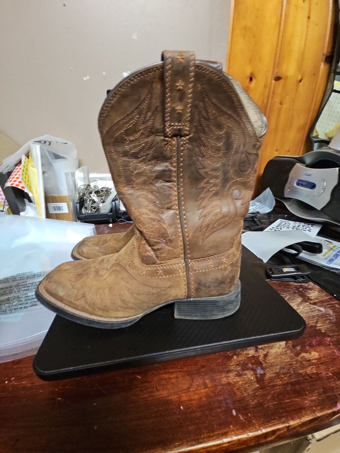 Ariat Cowboy Boots Size 1 Brown Leather Square Toe 5