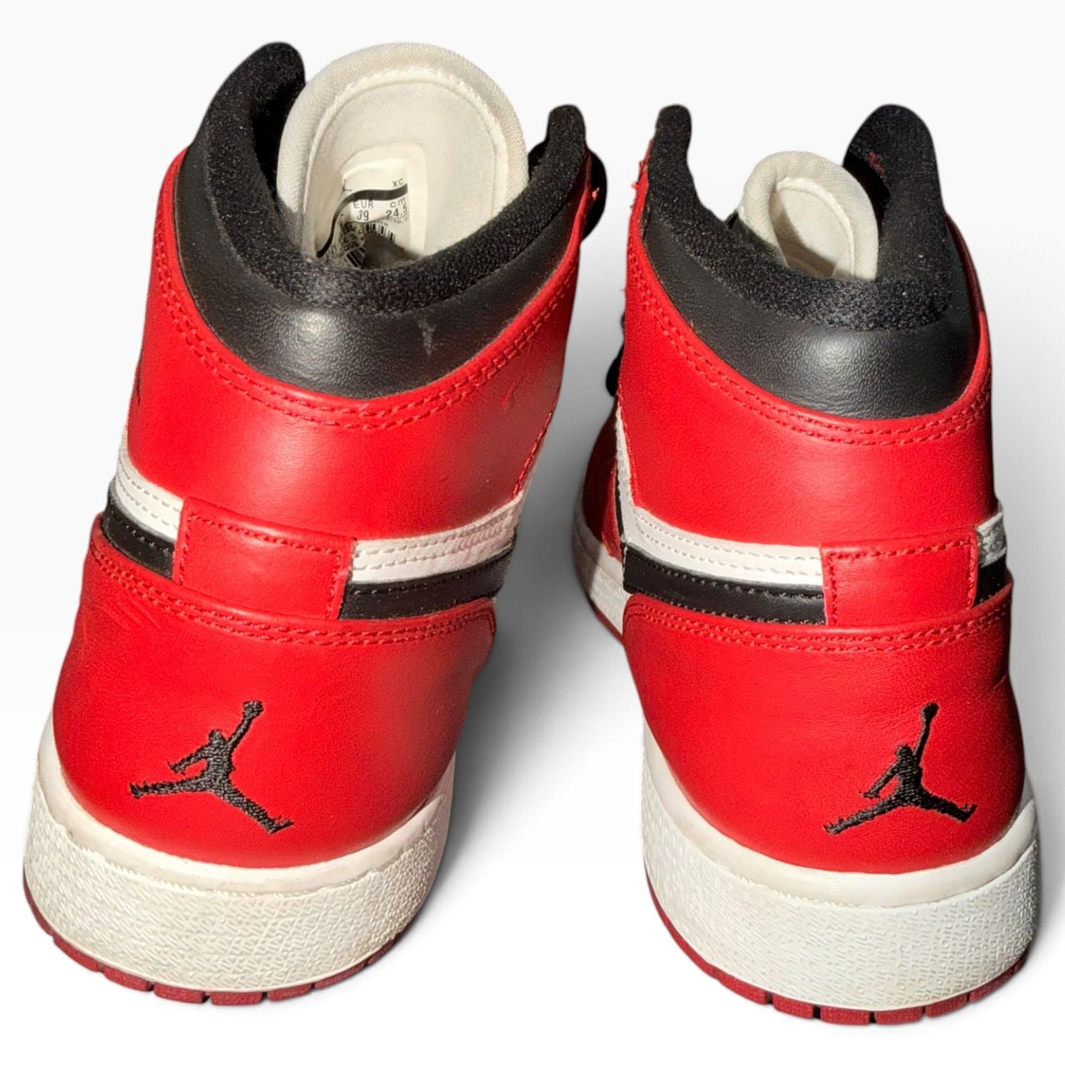 Air Jordan 1 Mid Size 6.5 Chicago White Black Red Sneakers 4