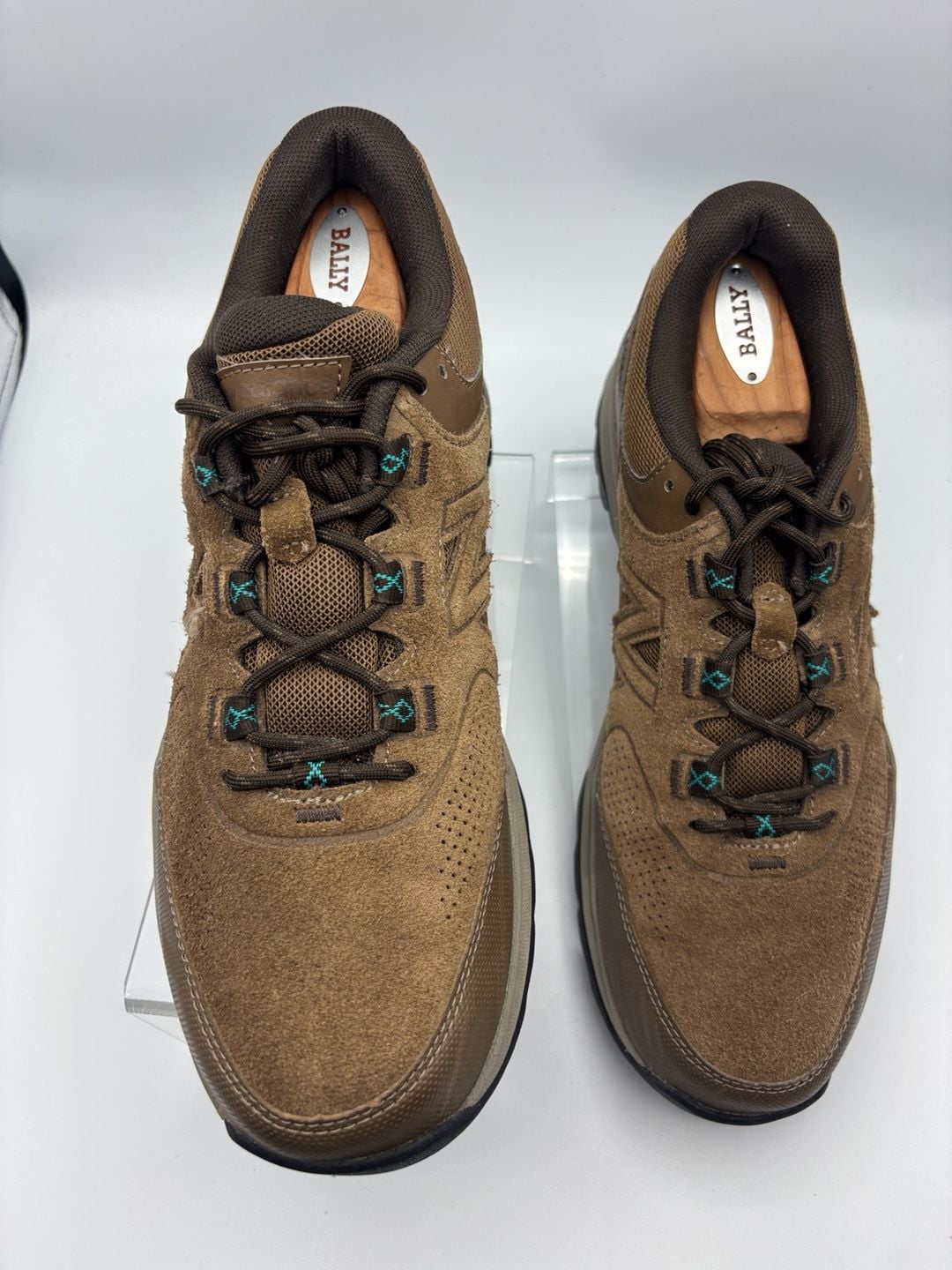 New Balance Sneakers Brown Suede Abzorb Size 11 3