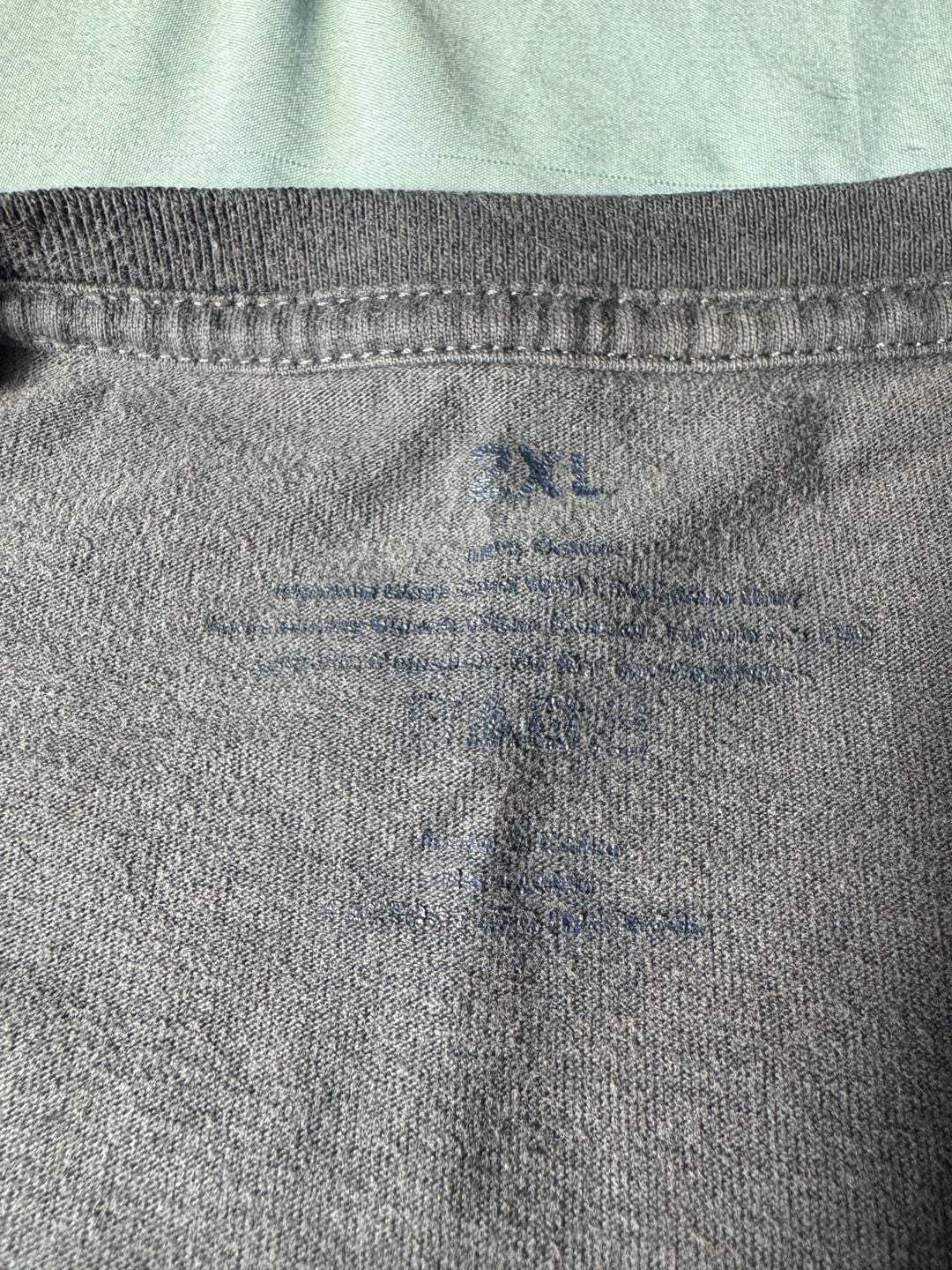 Aeropostale Wire Tattoo Graphic Tee Size XL gray 4