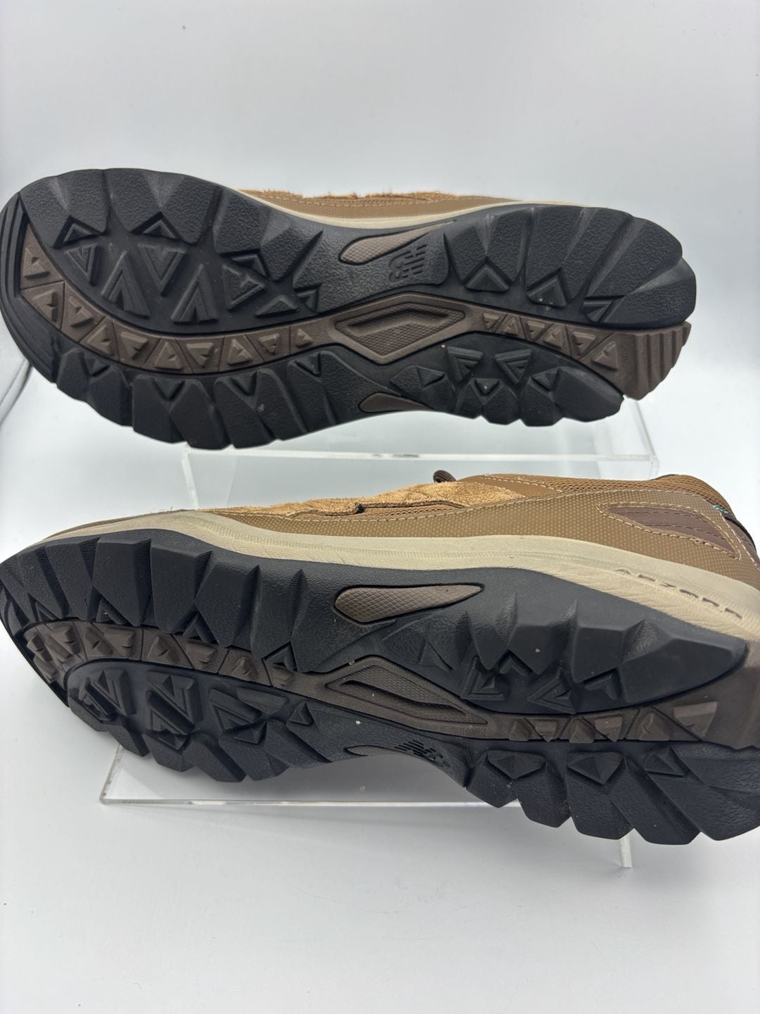 New Balance Sneakers Brown Suede Abzorb Size 11 6