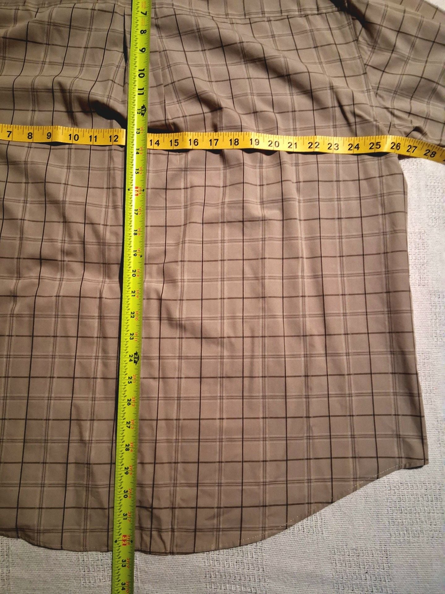 Van Heusen Plaid Button Down Shirt XL Tan Long Sleeve 6