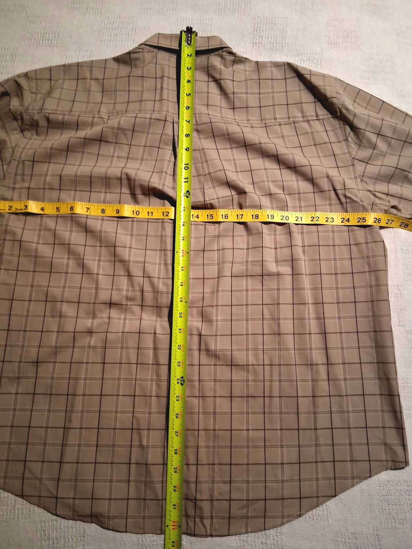 Van Heusen Plaid Button Down Shirt XL Tan Long Sleeve 7