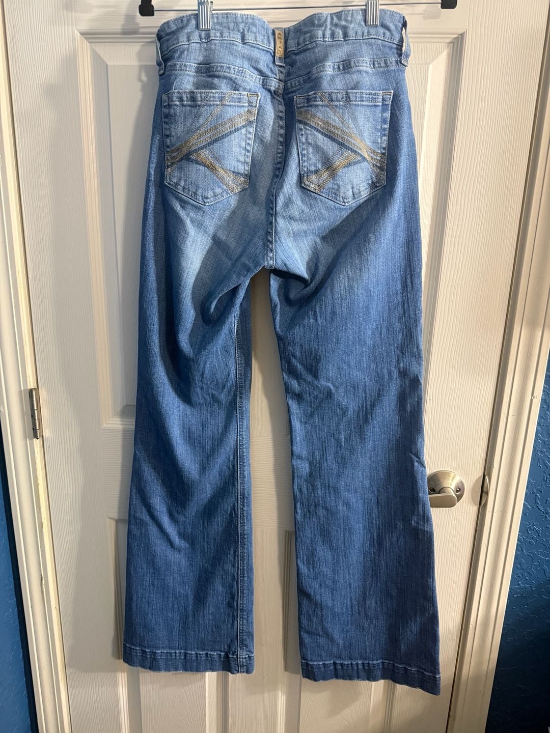 Ariat R.E.A.L. Denim Flare Jeans Size 28x32 Light Wash Bootcut 4