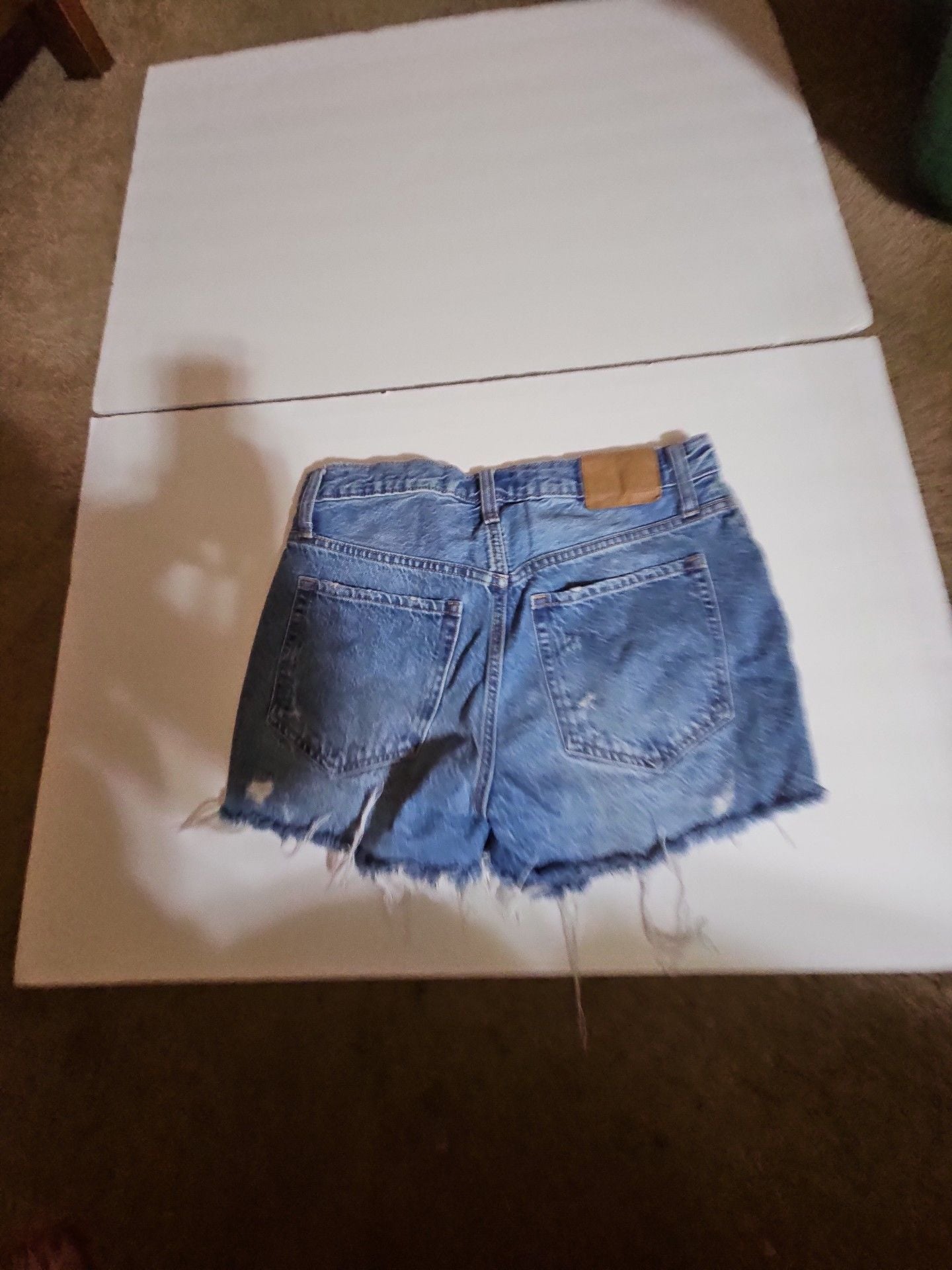 Product thumbnail 3