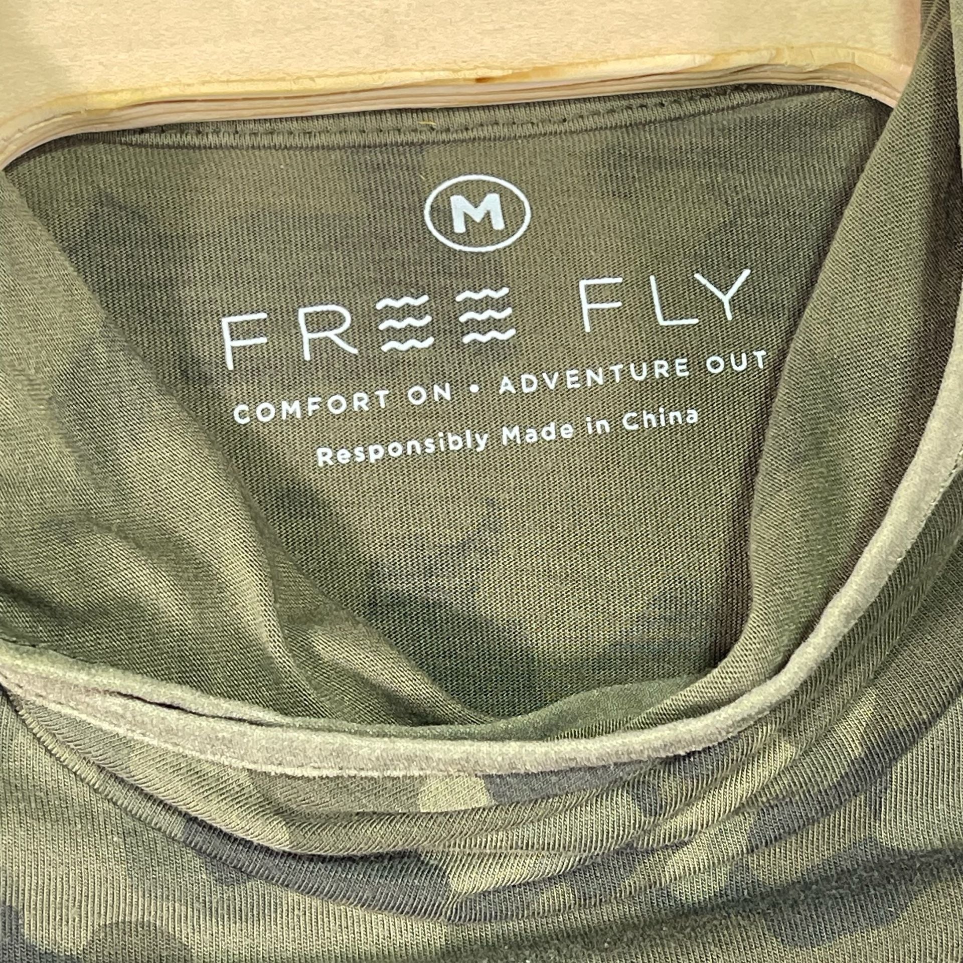 Free Fly Bamboo Shade Hoodie Size M Green Camo Long Sleeve Pocket 8