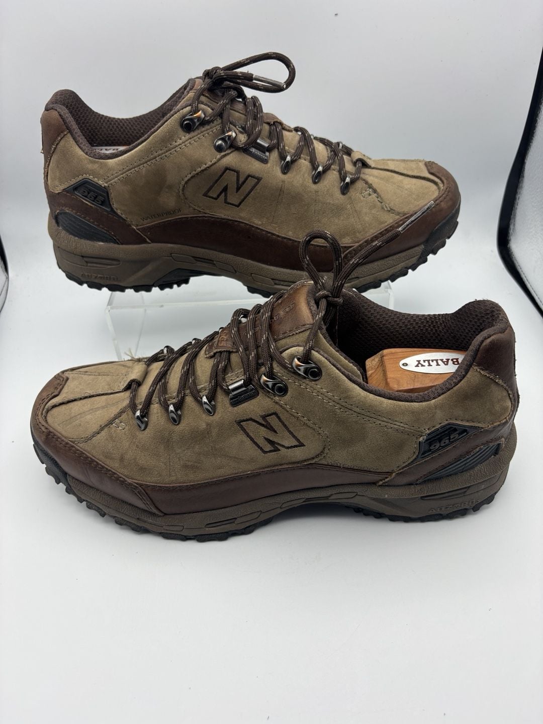 New Balance MW965BR Size 10.5 4E Brown Leather Walking Shoes 2