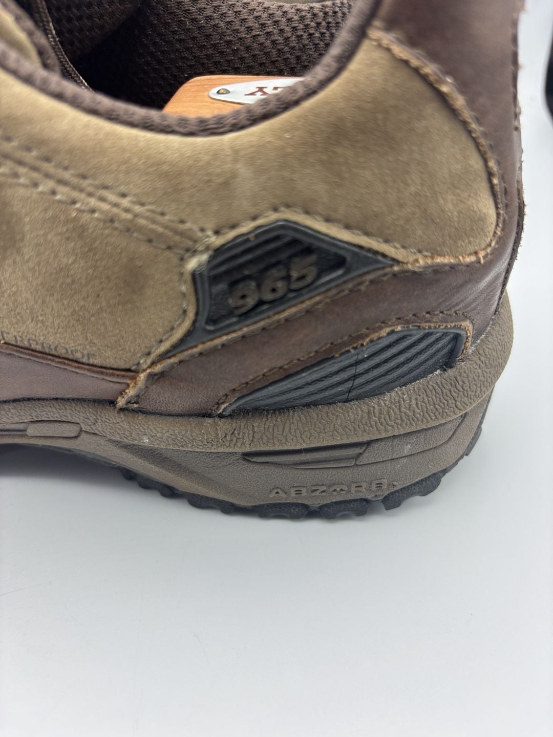 New Balance MW965BR Size 10.5 4E Brown Leather Walking Shoes 3