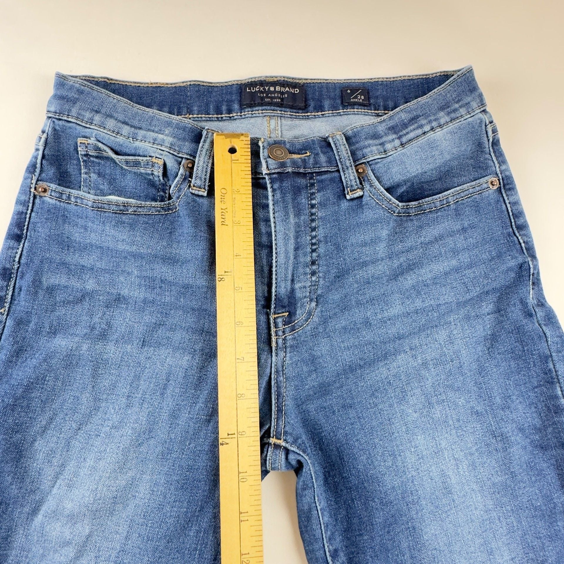 Lucky Brand Jeans Blue Denim Raw Hem 4