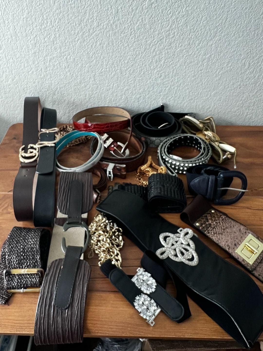 Belt Size S/M/L Lot of 20 1
