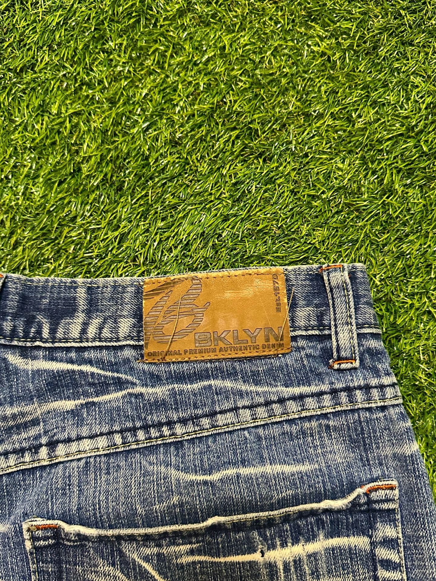 Y2K 2000s Brooklyn Xpress Baggy Denim Jean Shorts 6