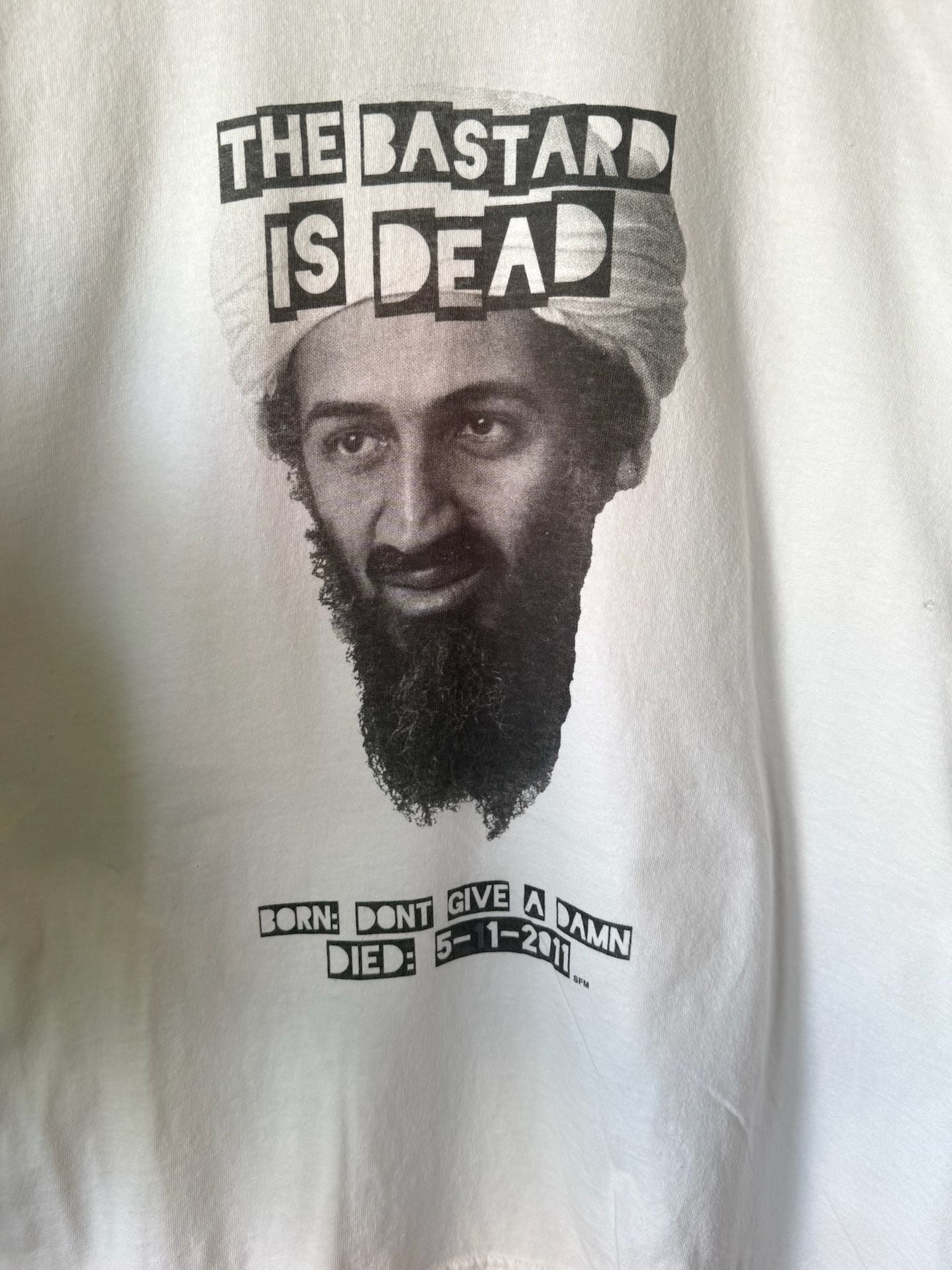Gildan The Bastard Is Dead Osama Bin Laden T-Shirt Size L White 2