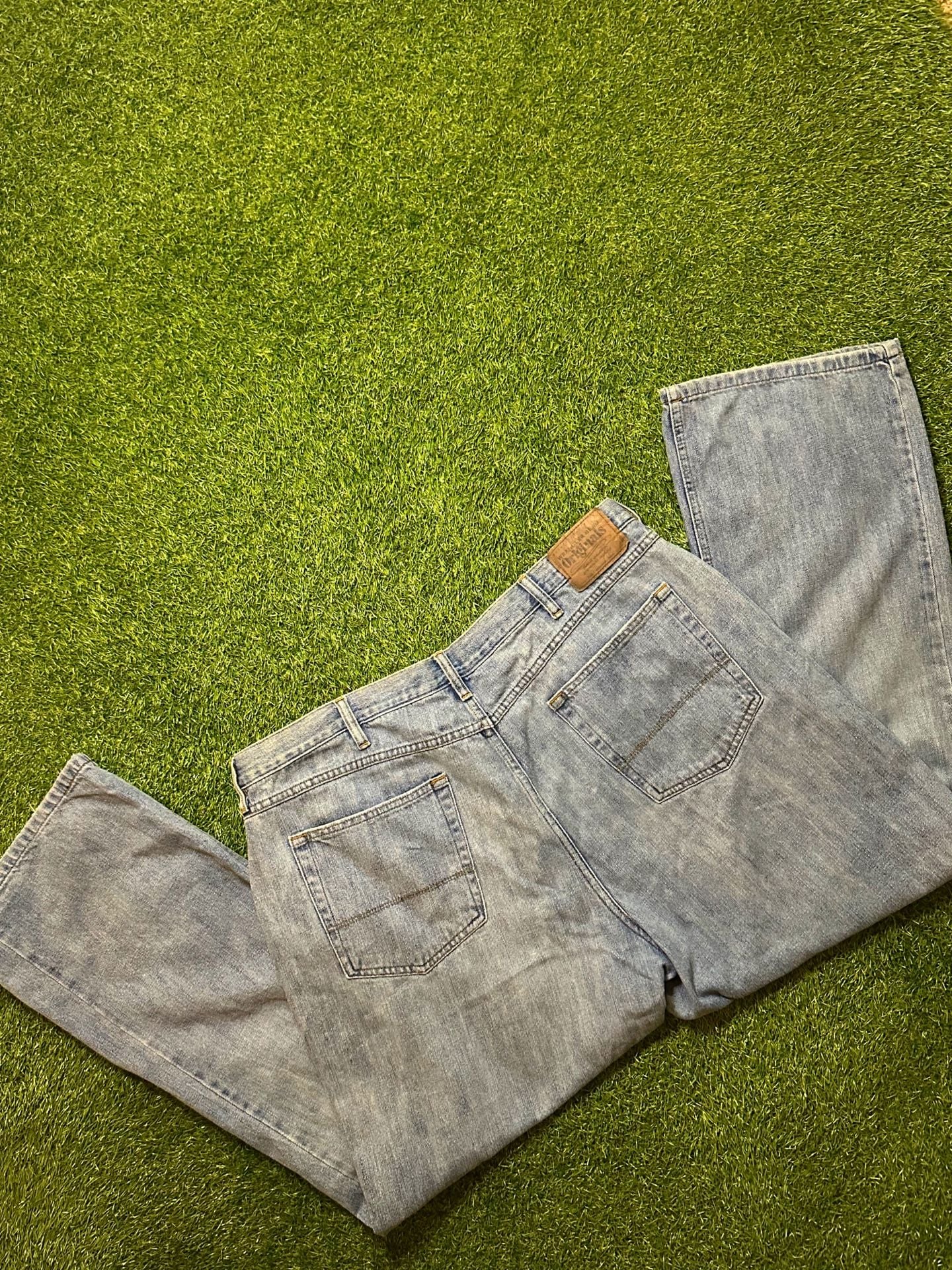 Y2K 2000s Wrangler Originals Boot Cut Jeans. 5