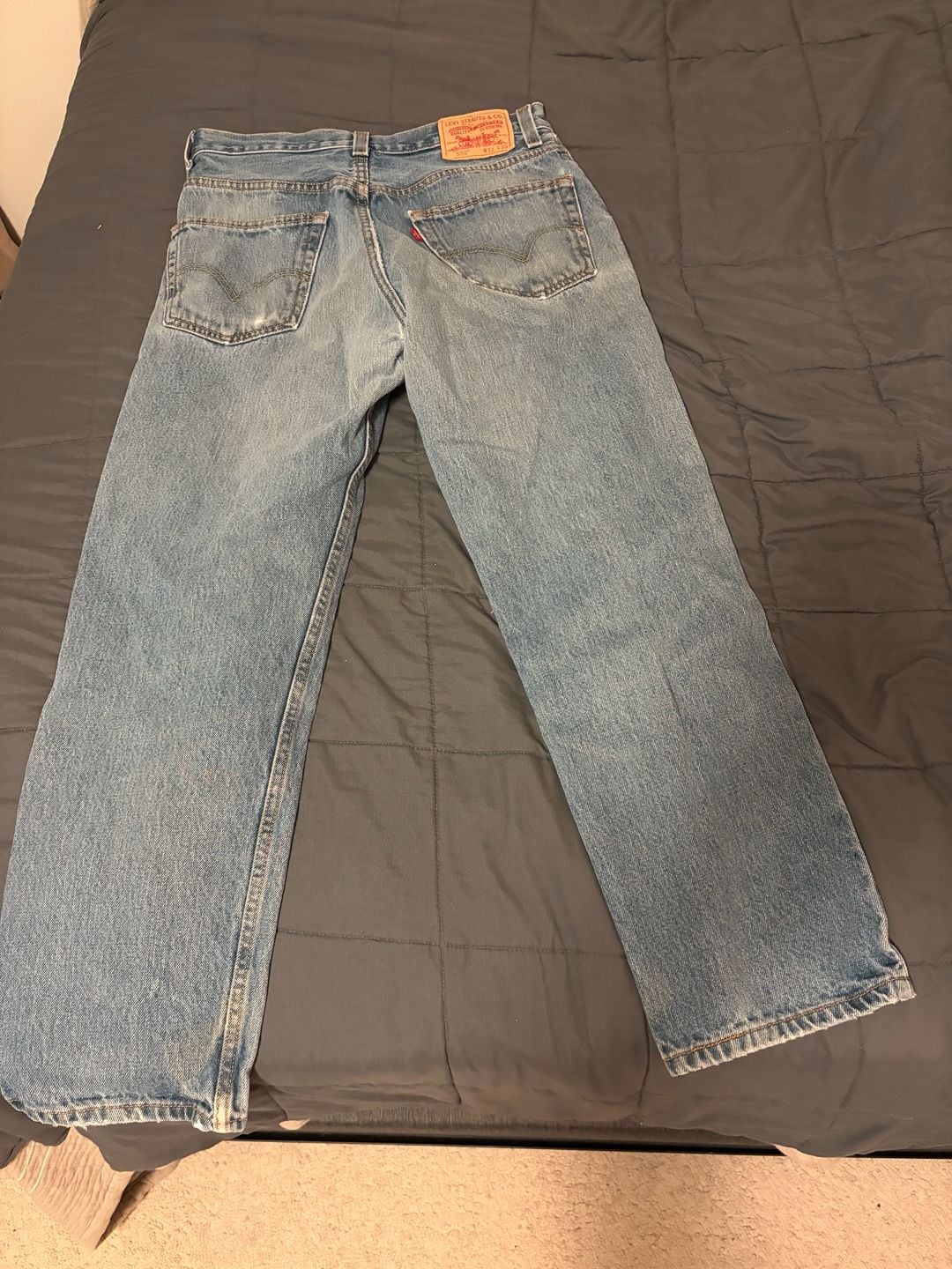 Levi's Y2K 550 Relaxed Fit Jeans Size W32 L30 Light Wash Denim Distressed Paint 5