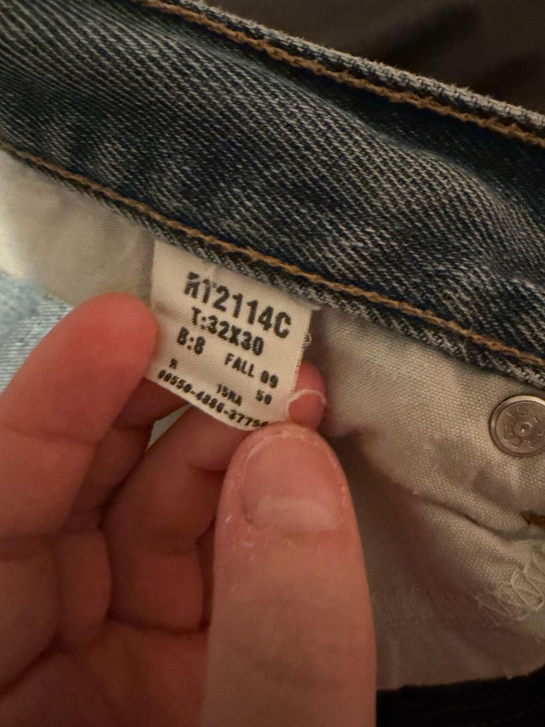Levi's Y2K 550 Relaxed Fit Jeans Size W32 L30 Light Wash Denim Distressed Paint 8