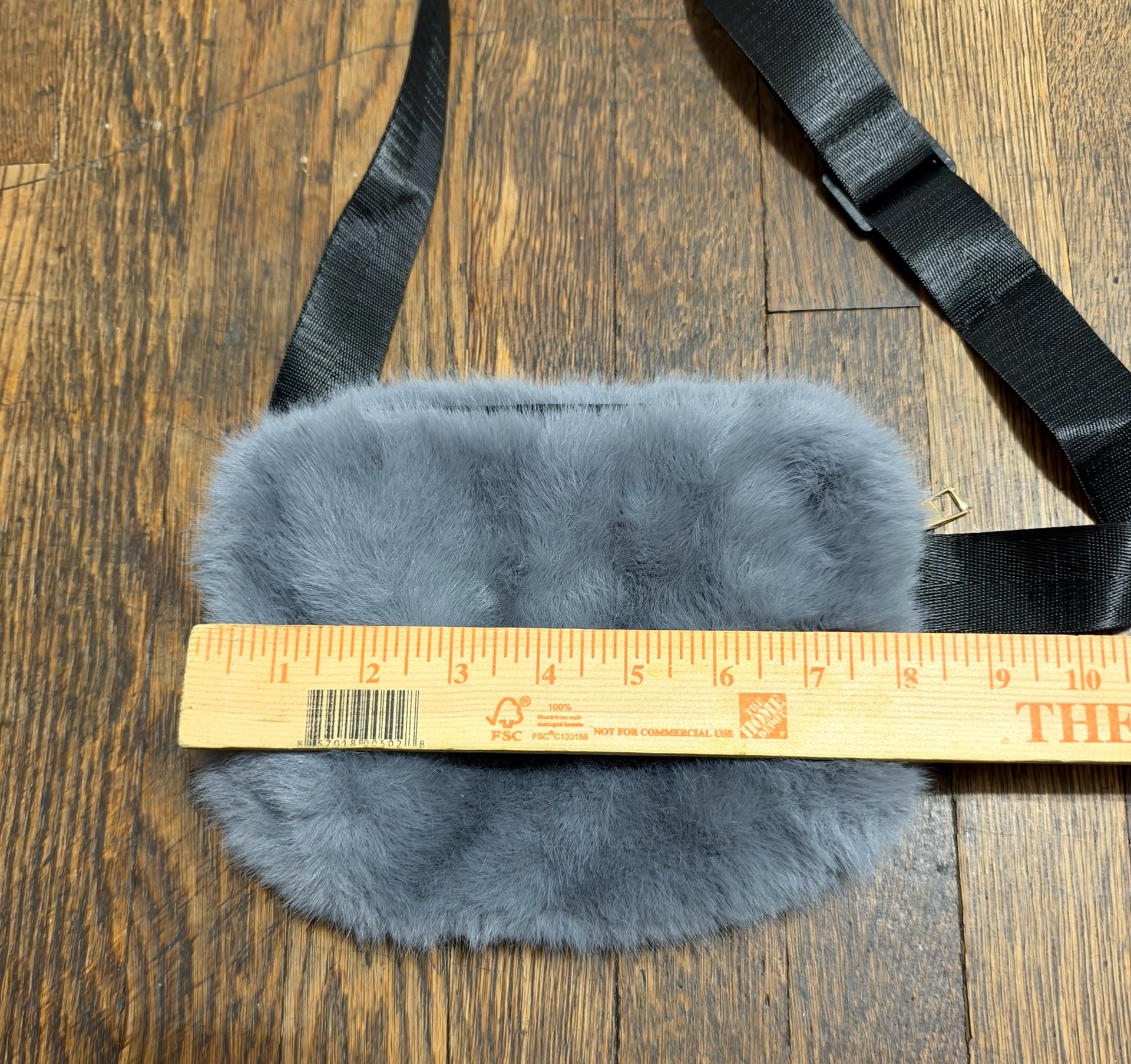 New Coco + Carmen Estelle Faux Fur Sling Bag Grey Crossbody Fanny Pack 7