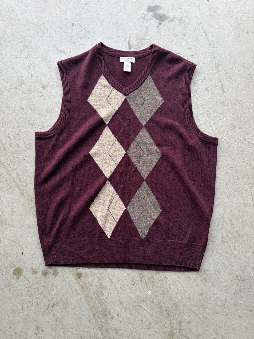 Dockers Argyle V-Neck Sweater Vest Size L Burgundy 3