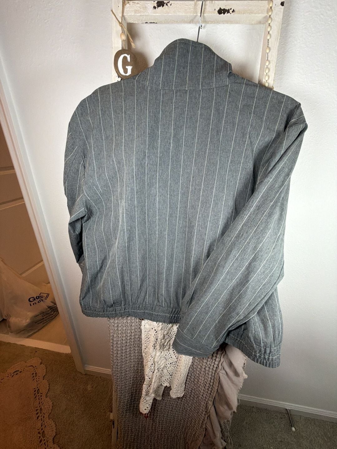 Calvin Klein Pinstripe Jacket Size M Gray Full Zip Stand Collar 10