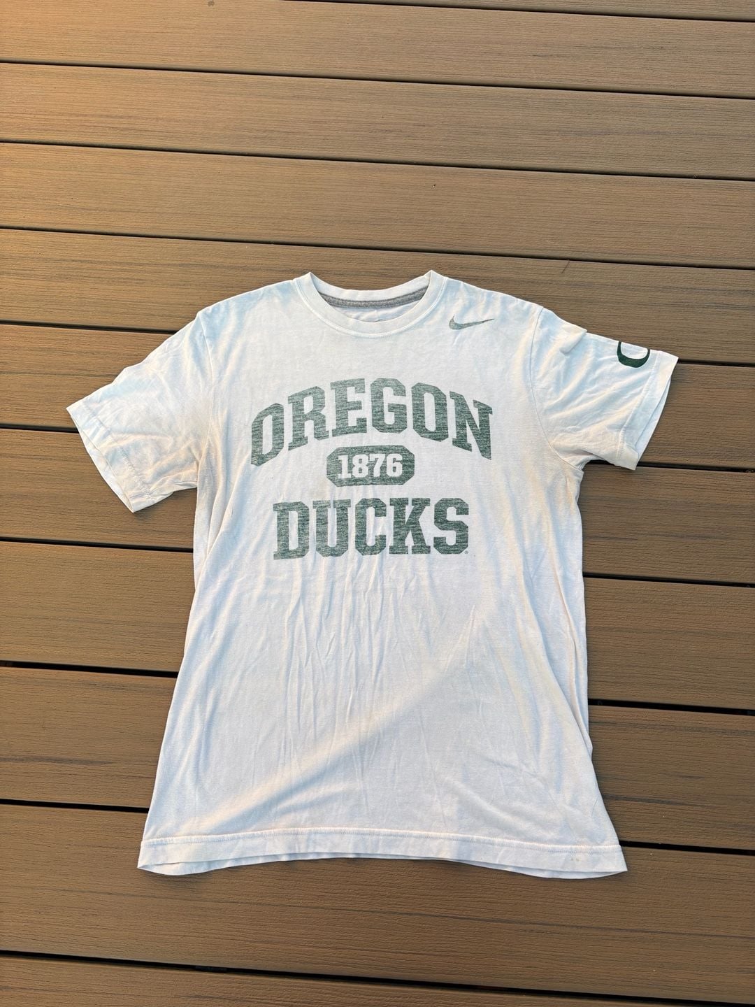 Nike Oregon Ducks T-Shirt Size M White Legacy 2