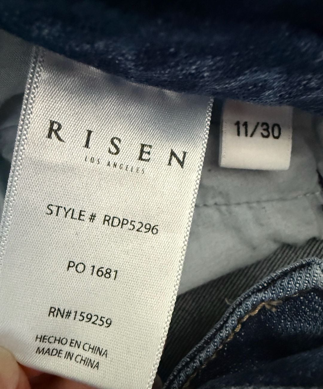 Risen Jeans Flare Distressed Denim Size 11/30 Blue Raw Hem 8