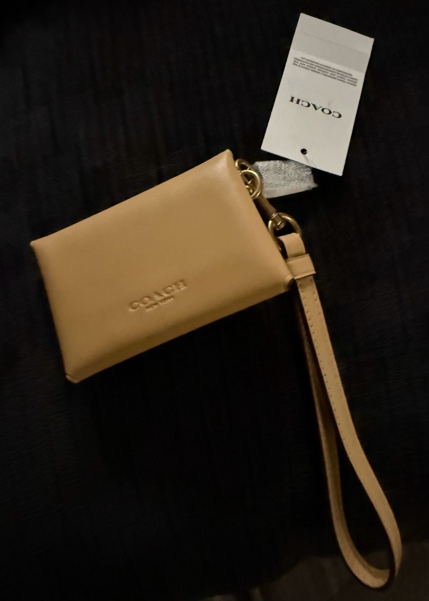 Coach Leather Turnlock Wristlet Tan New With Tags 4