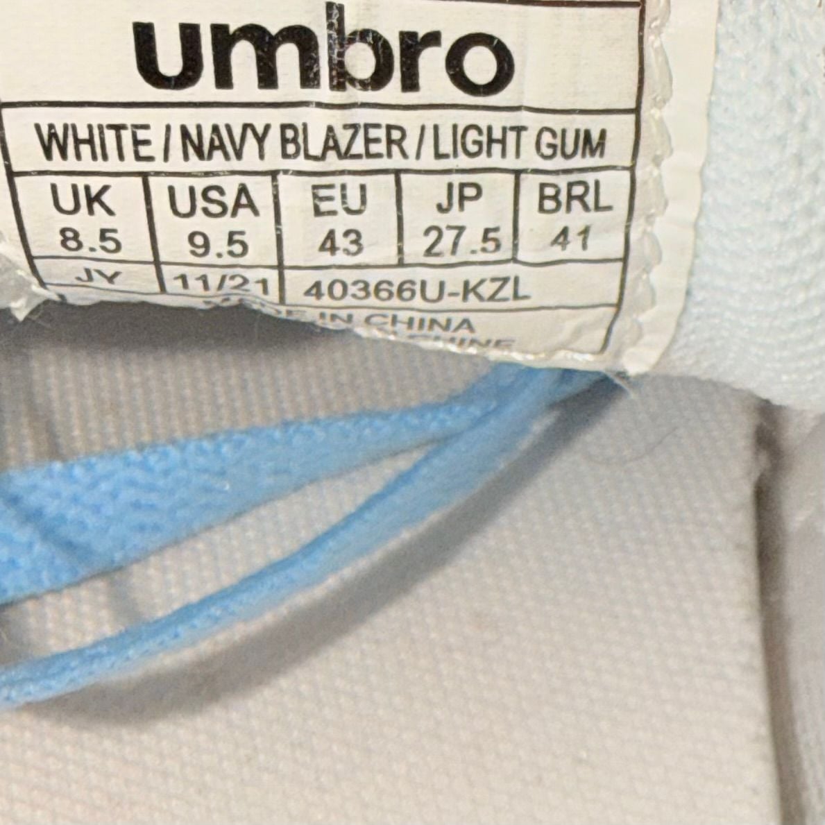 Umbro Regent SL White Navy Light Gum Shoes 8