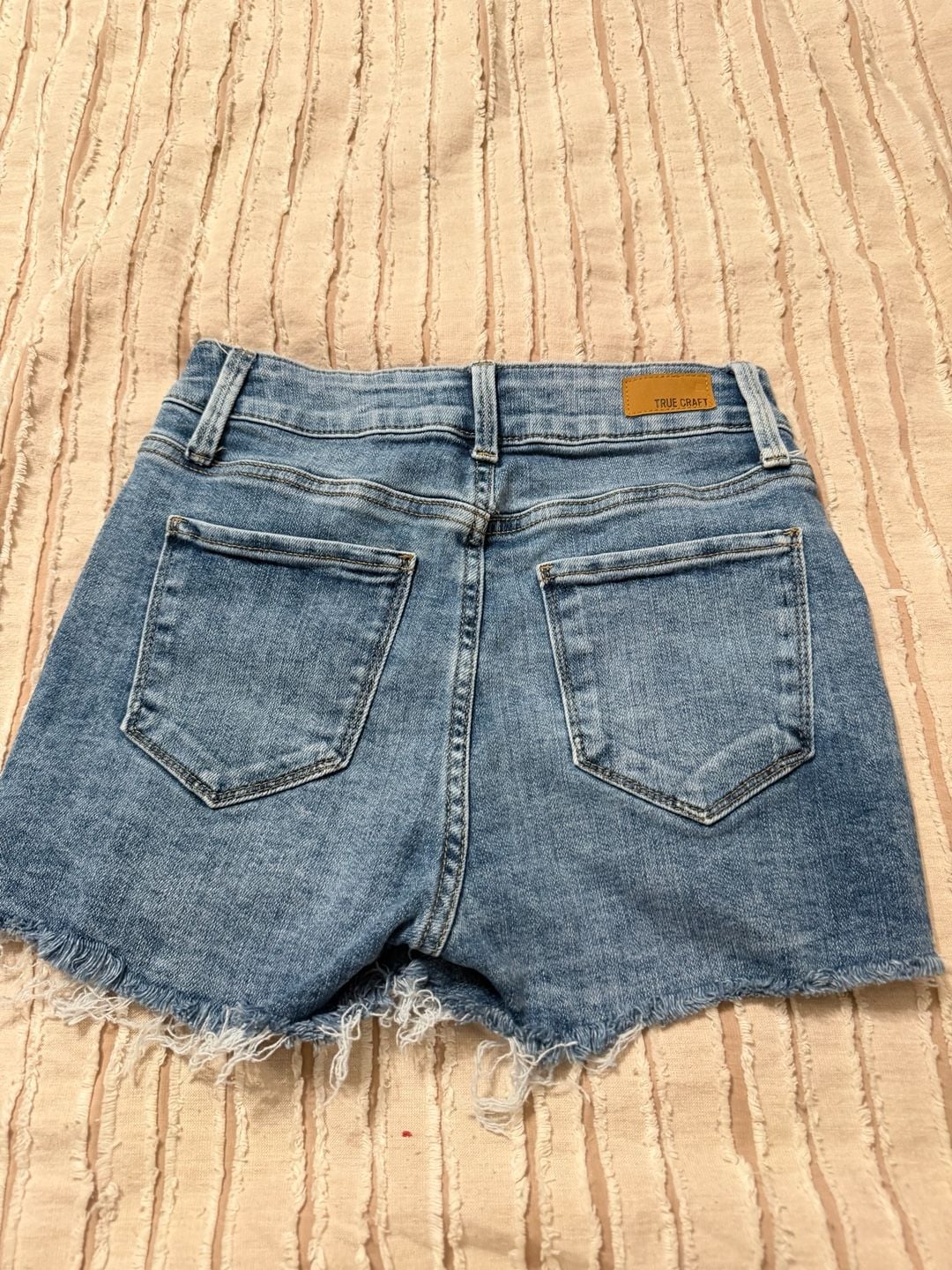 True Craft High-Rise Short Size 5 Blue Distressed Denim Cut Off Shorts 6