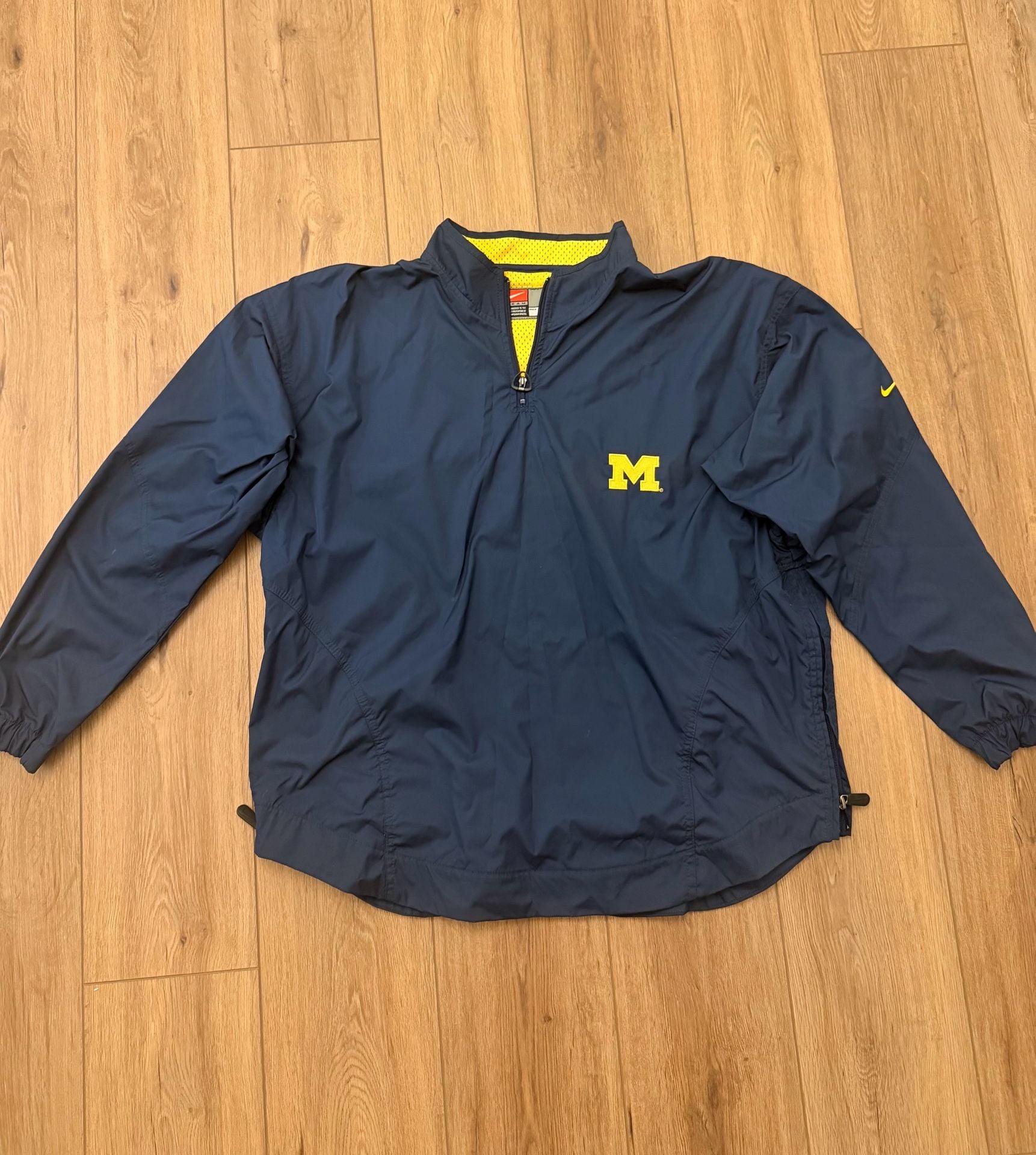 Nike Michigan Wolverines College Football Windbreaker 2