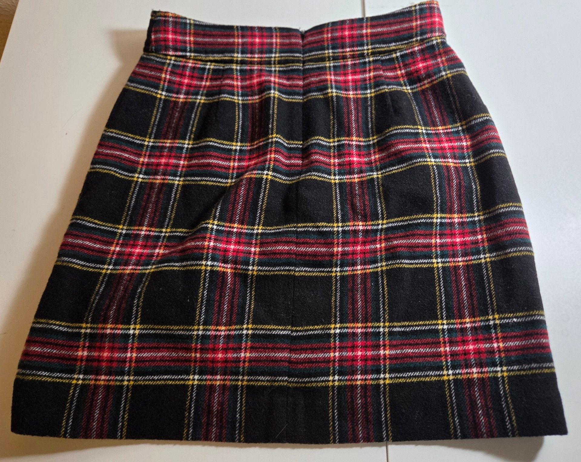 J.Crew Plaid Wool Blend Mini Skirt Size 2 Black Red Tartan 3
