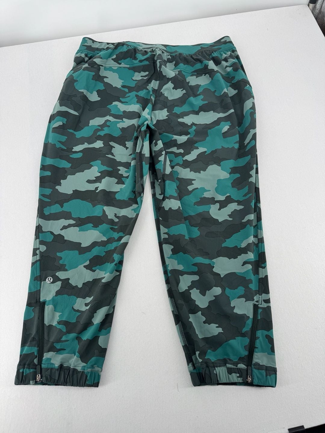 Lululemon Jogger Pants Size 14 Teal Camo 4