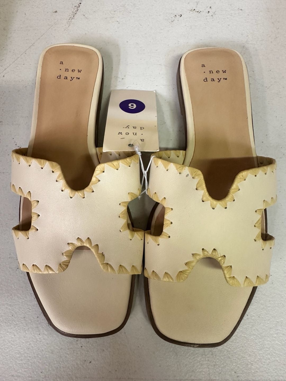 A New Day Slide Sandals Size 6 Cream White Scalloped Raffia Trim 2