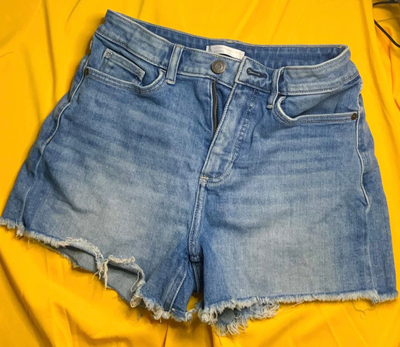 LC Lauren Conrad High Rise Cut Off Short Women Size 6 Blue Denim 2