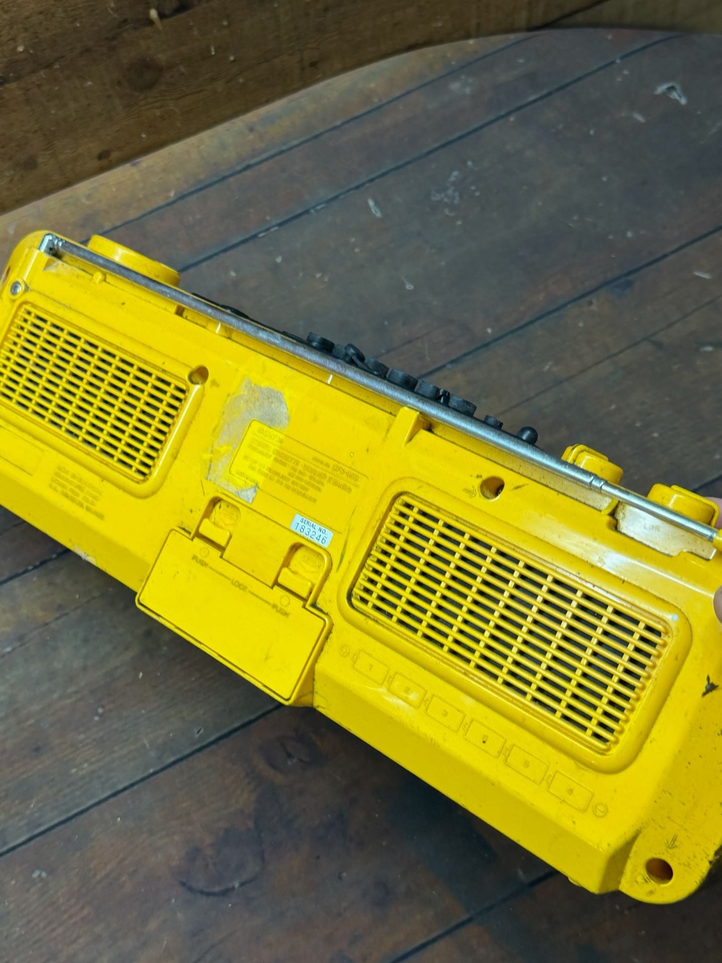 Sony Sports CFS-950 AM/FM Stereo Cassette-Corder Boombox Yellow parts decor  9