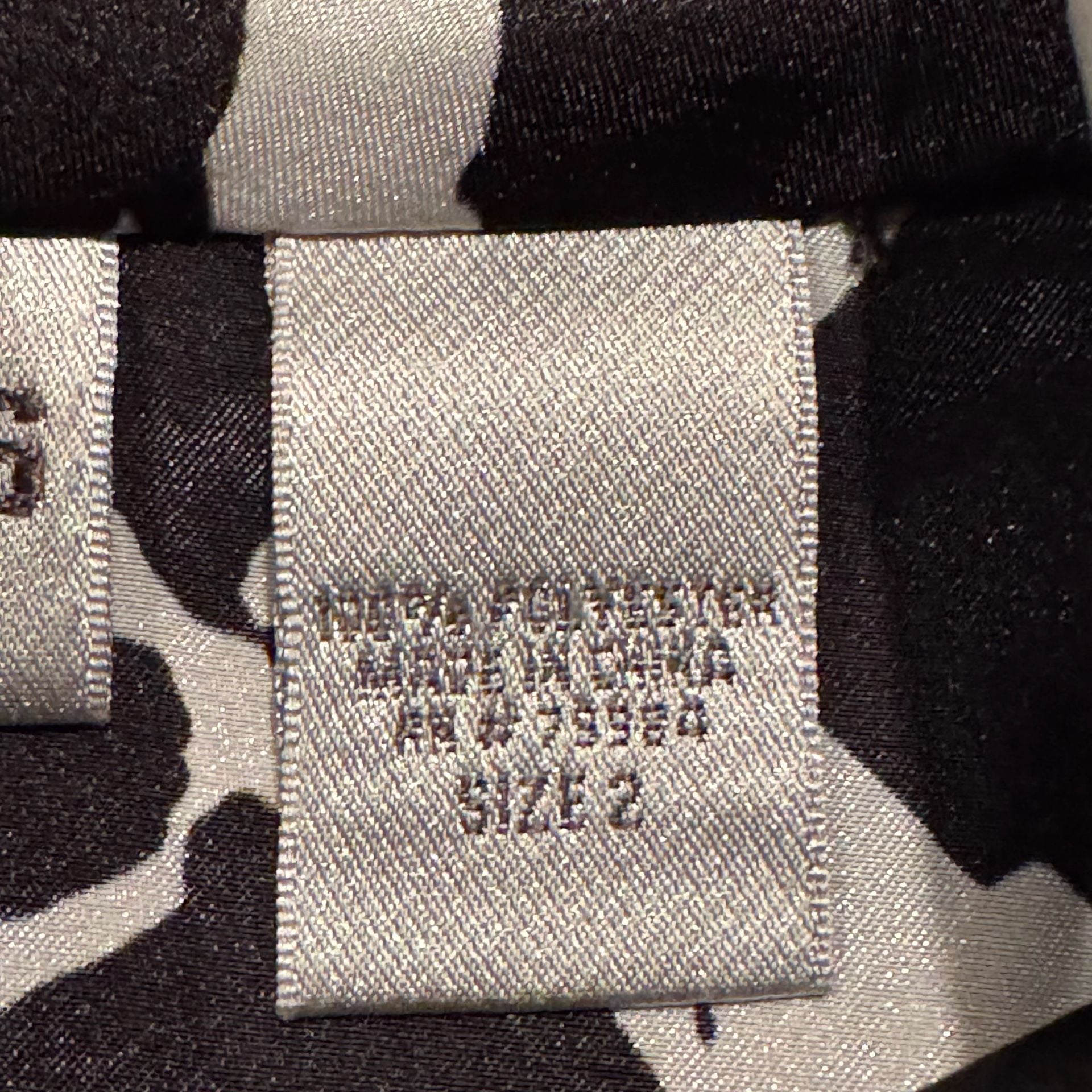 Chico’s Size 2 L Black White Abstract Satin Tunic Blouse Cowl Neck Long Sleeve 9