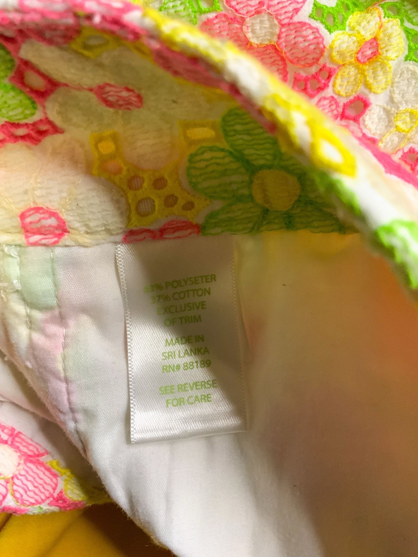 Lilly Pulitzer Floral Eyelet Shorts Women Size 6 Pink Green 8