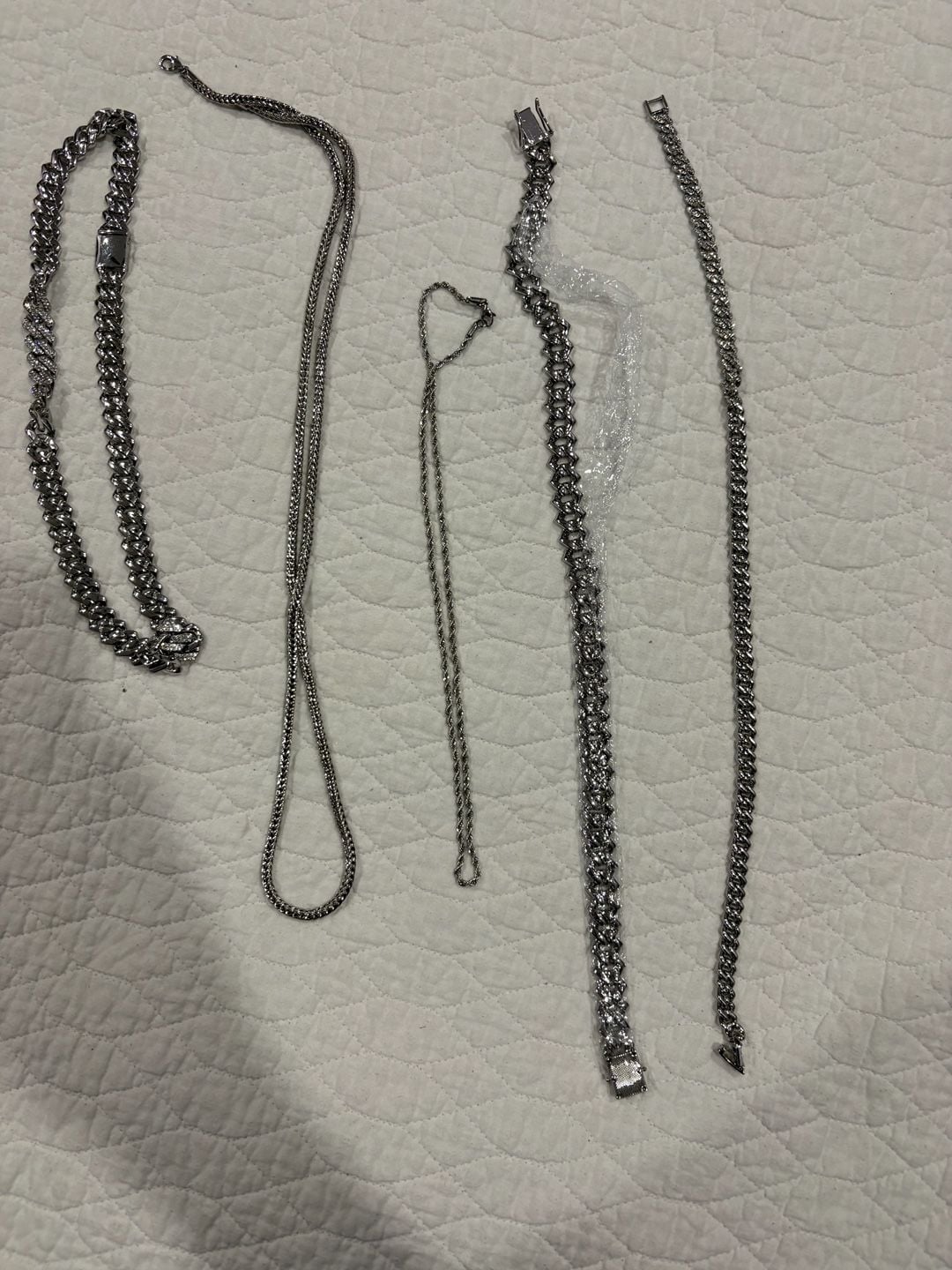 Costume Jewelry Lot Men’s Iced Out Chains Pendants Bracelets Silver Gold Tone 7