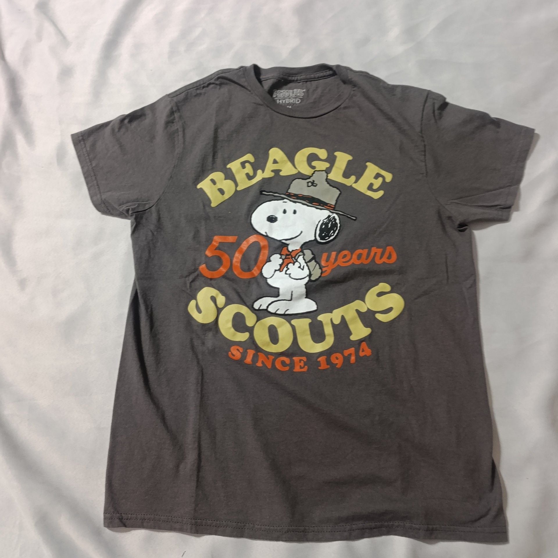 Peanuts Hybrid Beagle Scouts 50 Years T-Shirt Size M Gray 2