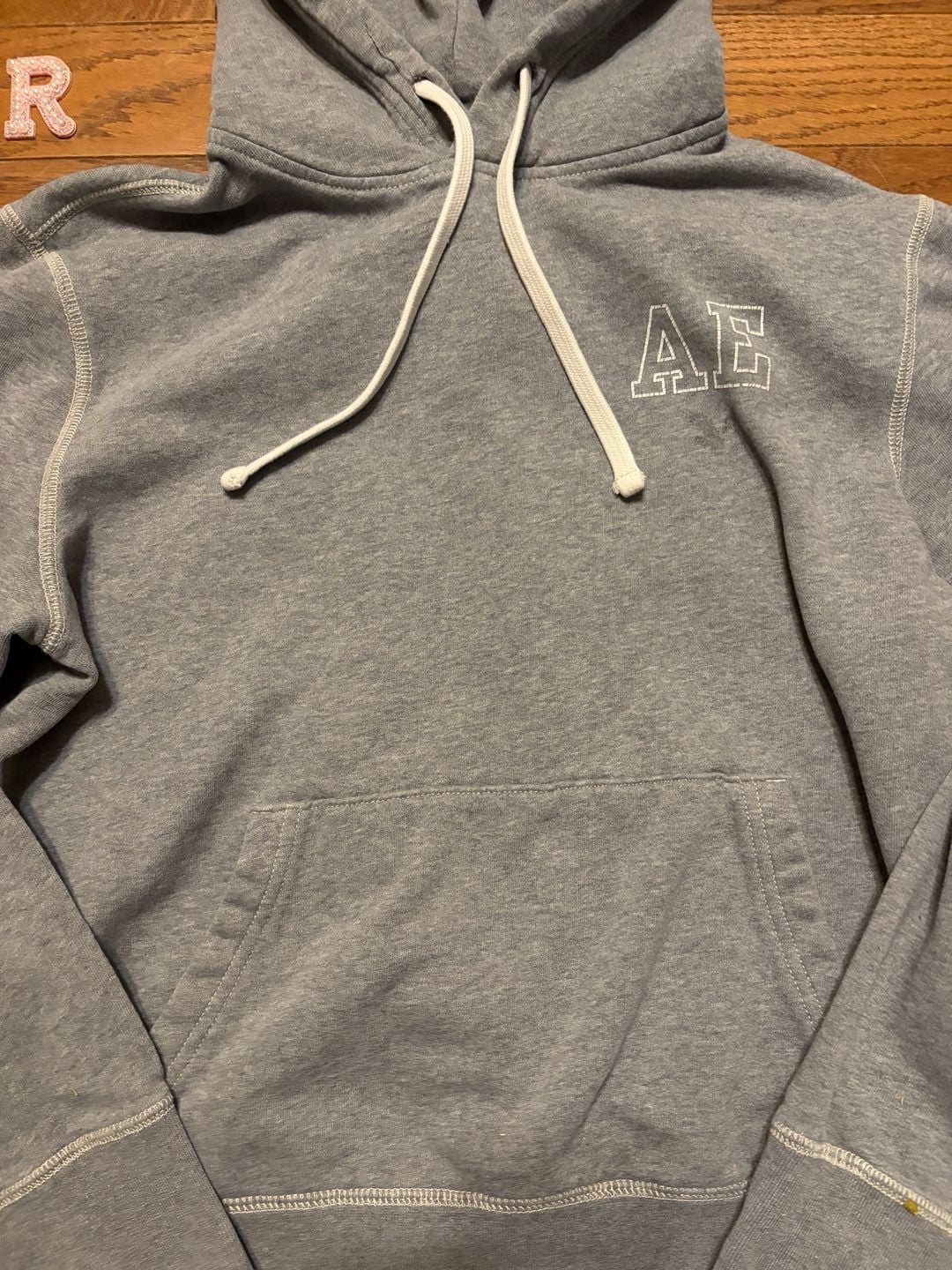American Eagle Super Soft Hoodie Size M Gray AE Logo Pullover 3