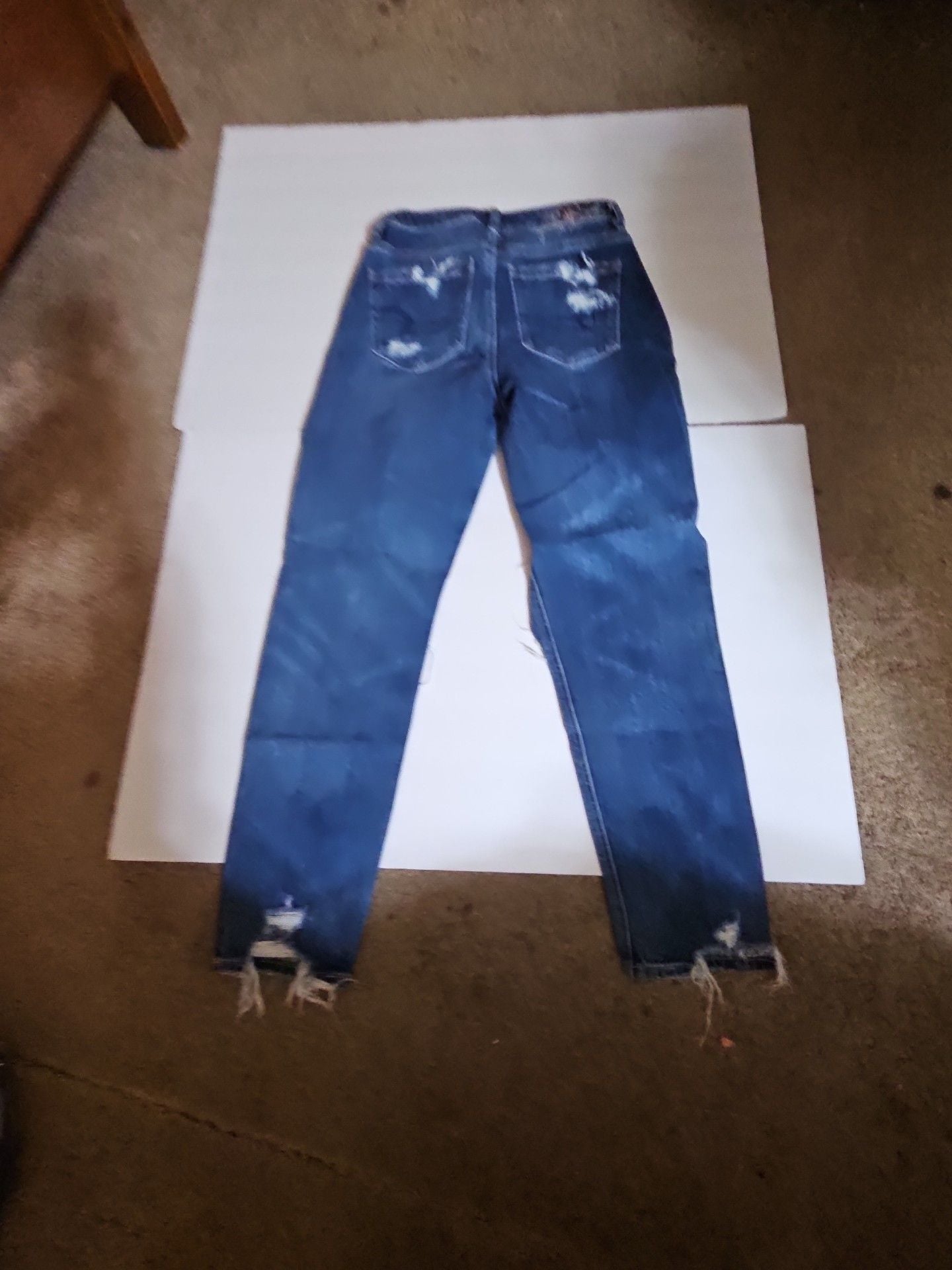 Product thumbnail 3