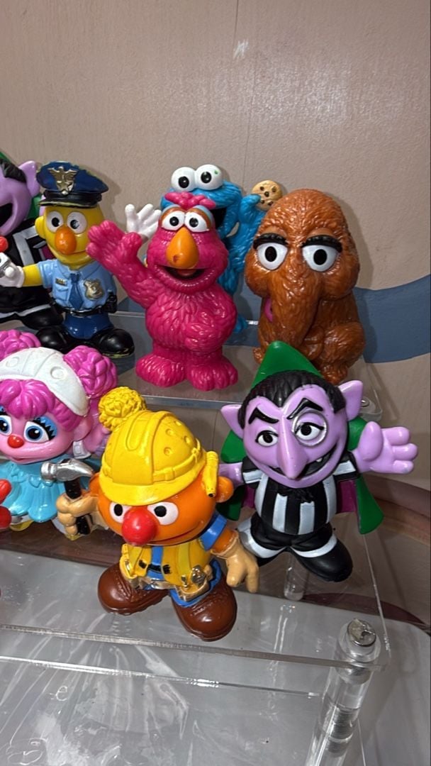 Sesame Street Figure Lot PVC Plastic Big Bird Elmo Bert 3