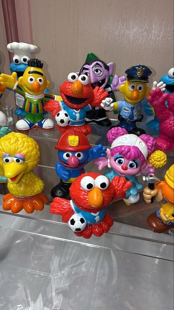 Sesame Street Figure Lot PVC Plastic Big Bird Elmo Bert 4