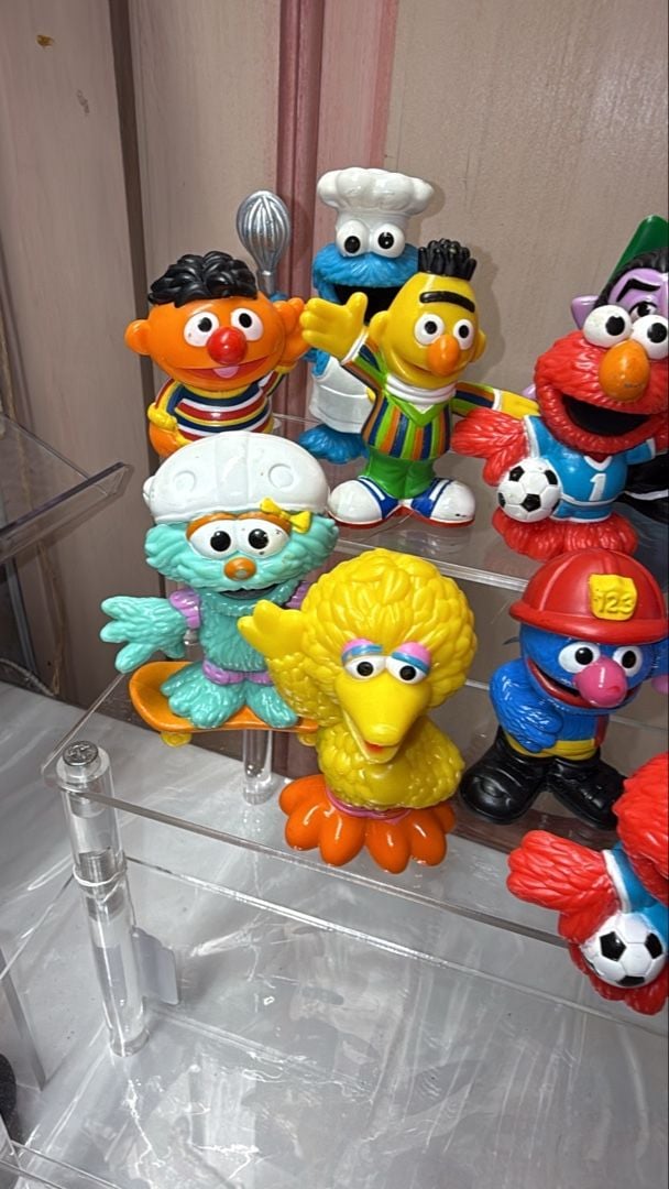 Sesame Street Figure Lot PVC Plastic Big Bird Elmo Bert 5